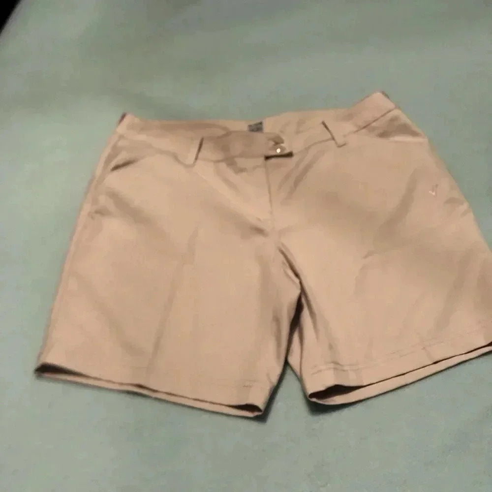 🏌️‍♀️Callaway golf shorts